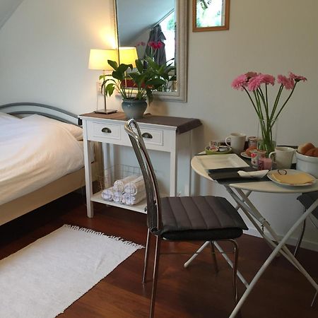 Room In Oss Bagian luar foto