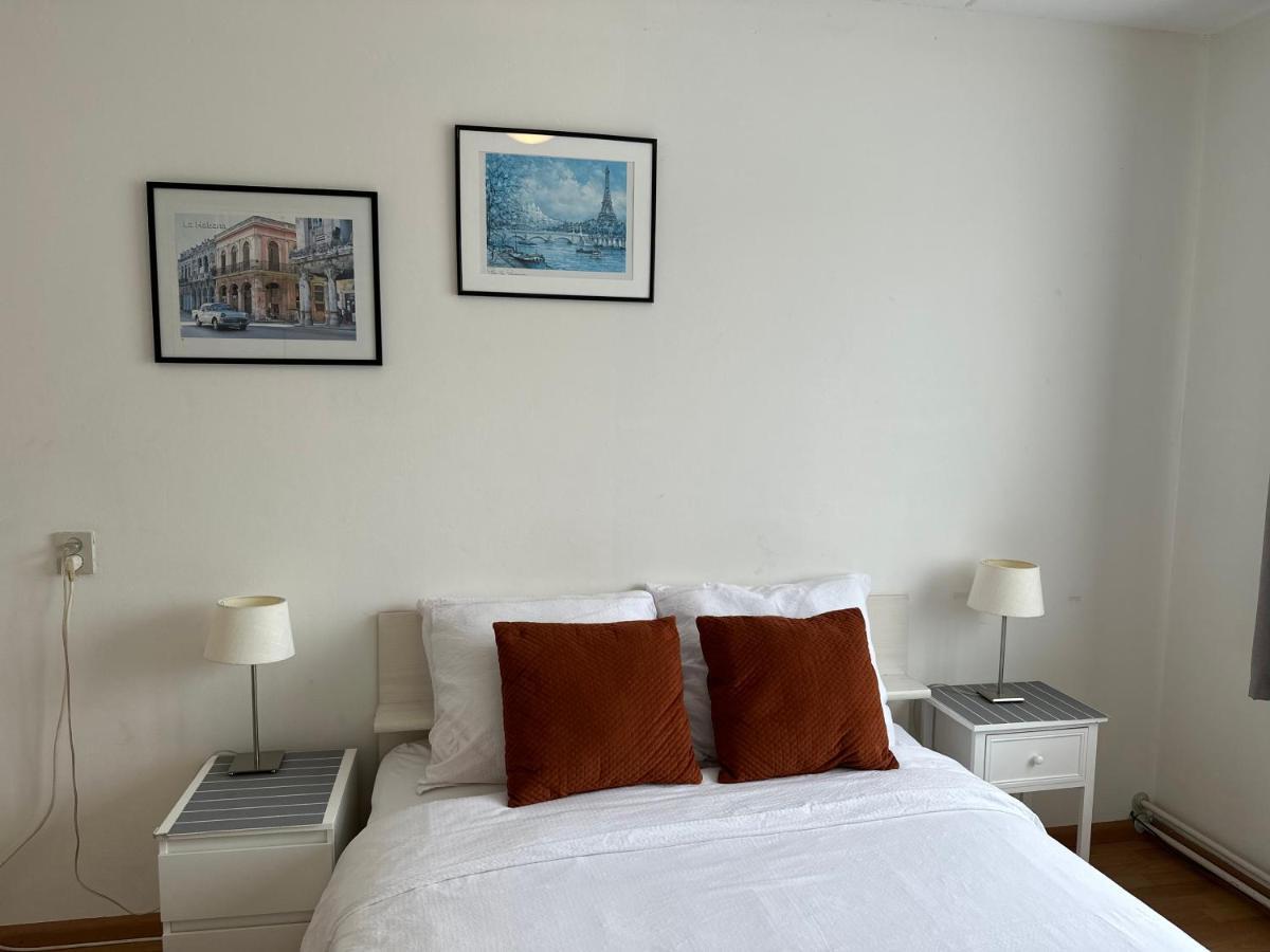 Room In Oss Bagian luar foto